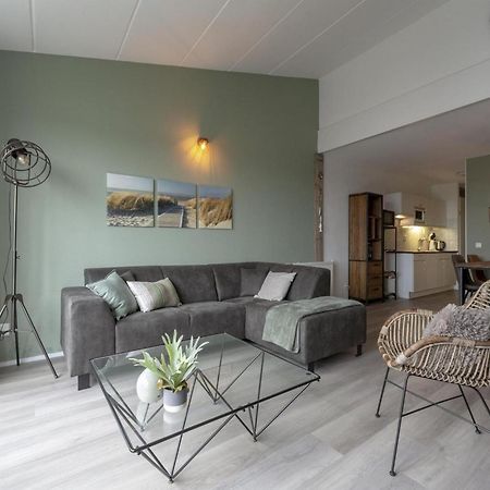 Seaside Apartment With Balcony Julianadorp Eksteriør billede