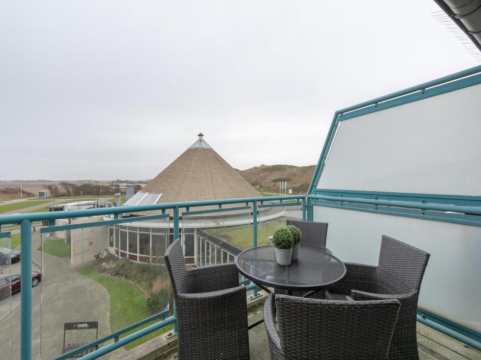 Seaside Apartment With Balcony Julianadorp Eksteriør billede
